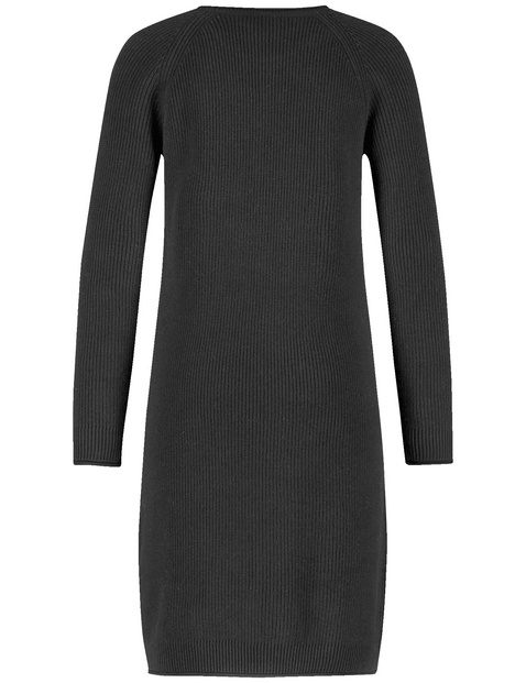 Figurbetontes Strickkleid mit Kaschmiranteil
