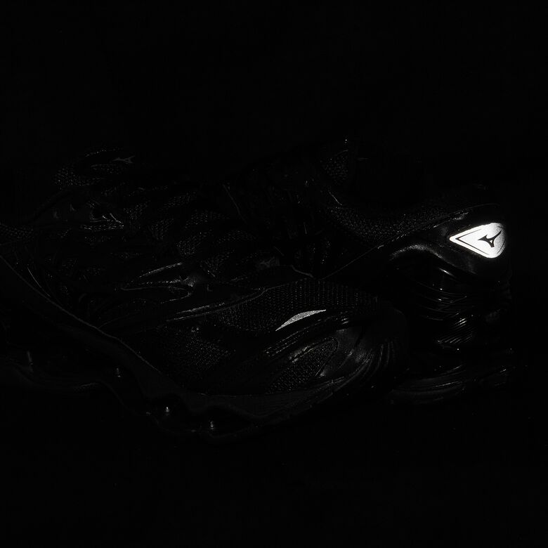 Mizuno Wave Prohpecy LS black