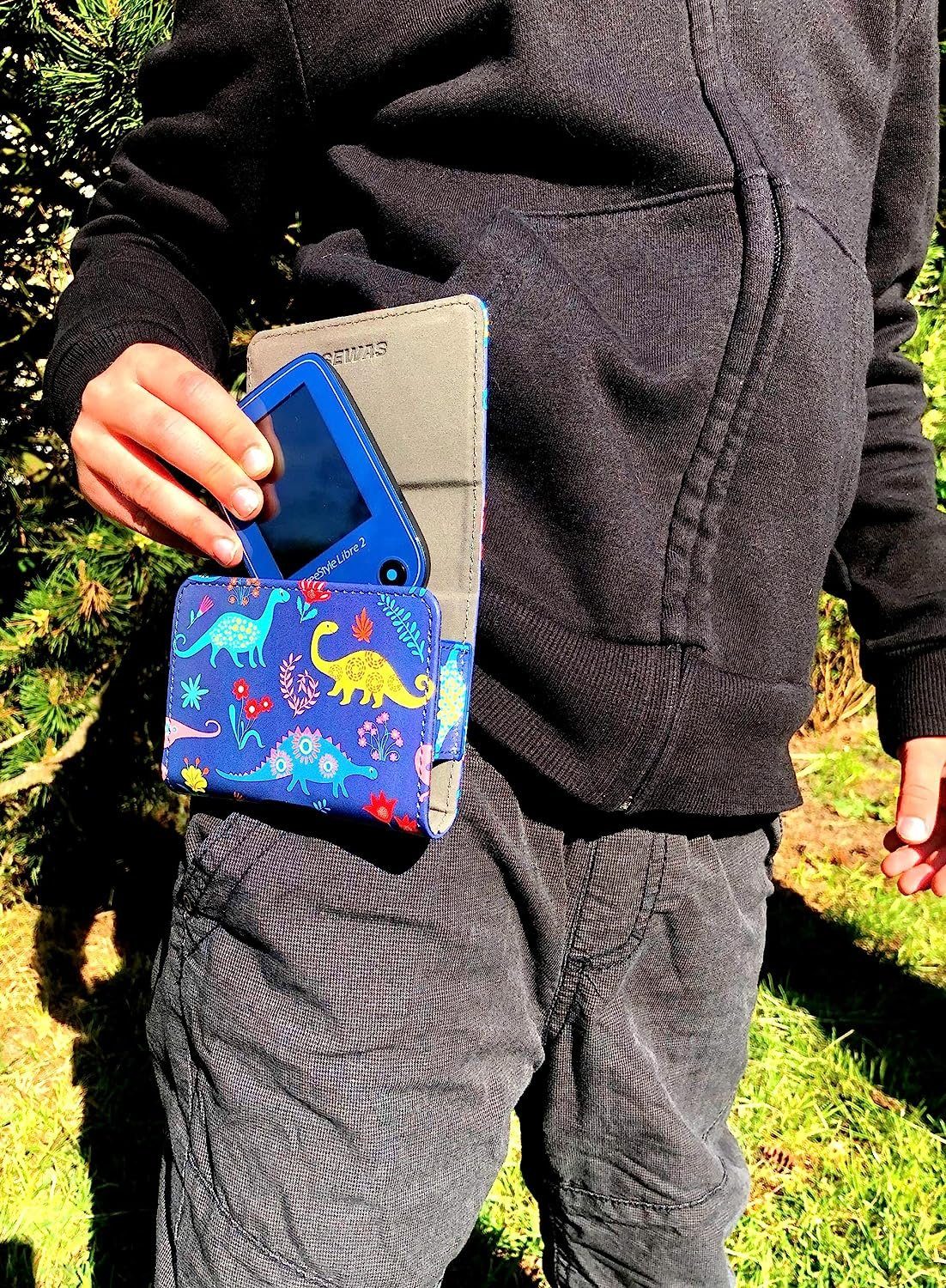 SEWAS Diabetic Care Aufbewahrungstasche Tasche Gürteltasche Dino Motive für Freestyle Libre Messgerät 3, Gürtelclip, Gürtelschlaufe, schönes Dino Design, Magnetverschluss