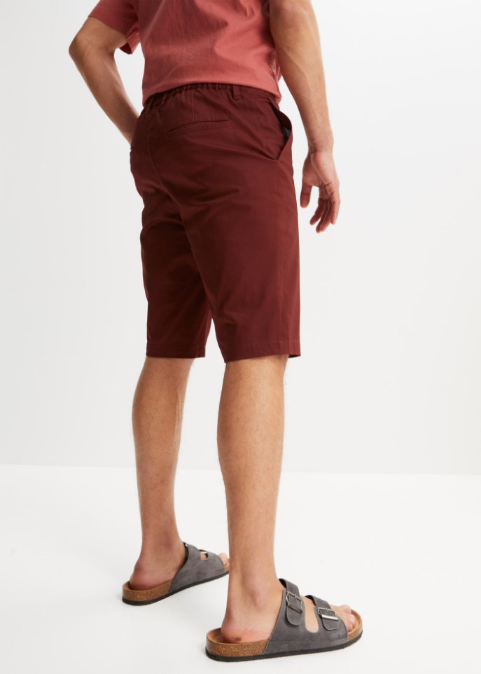 Chino-Bermuda m. Komfortschnitt und leichtem Glanz, Regular Fit