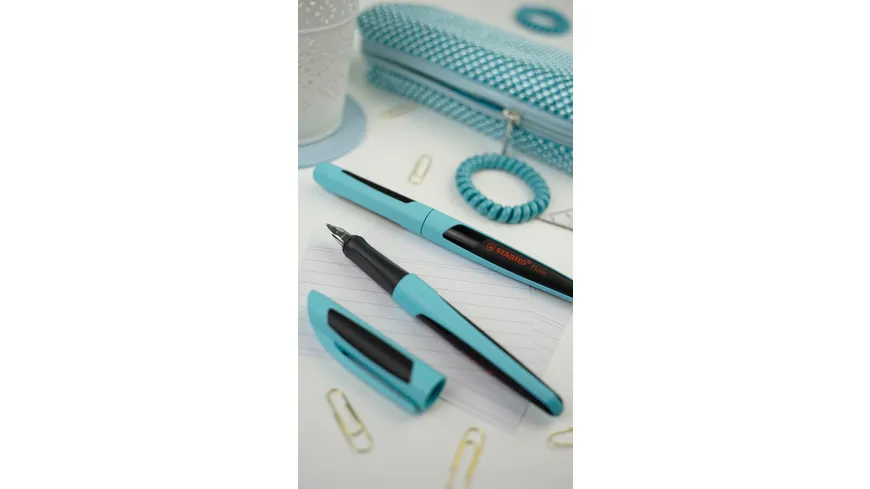 STABILO® Füller - STABILO Flow SPORTY in hellblau/schwarz - Einzelstift - inklusive Patrone