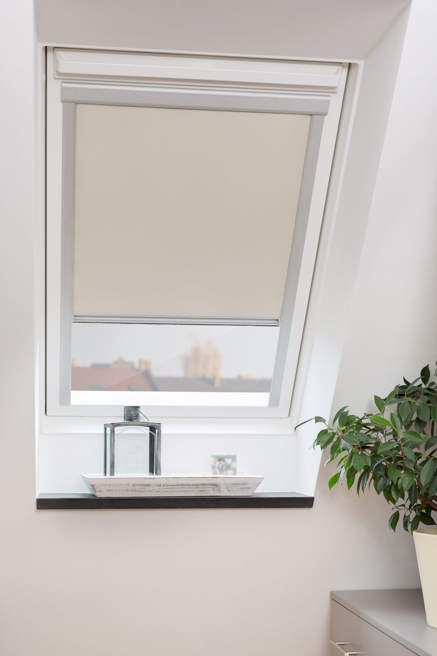 Lichtblick Dachfensterrollo Skylight, Thermo, Verdunkelung - Creme, 38,3 x 54,0 cm (C02) (B x L)