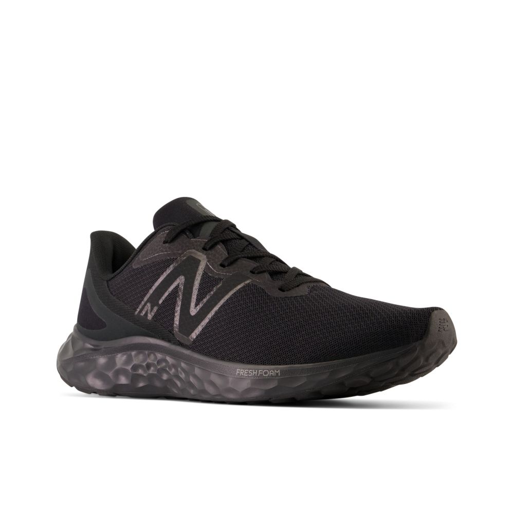 New Balance Fresh Foam Arishi v4 MARIS-BB4 / schwarz