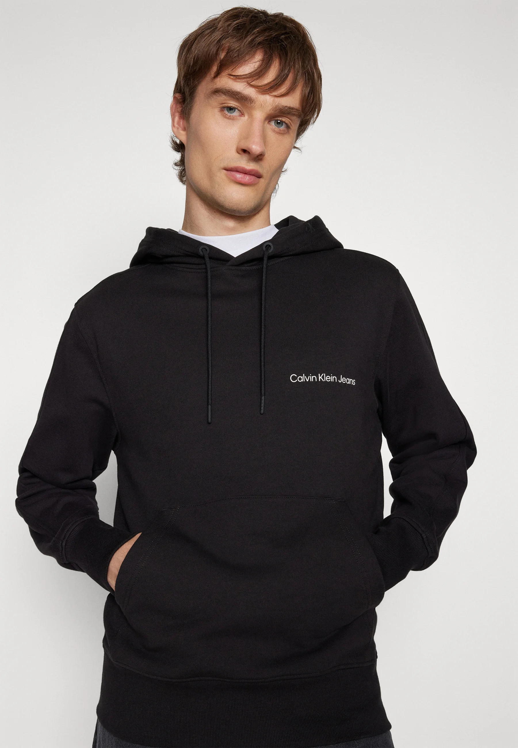 Sudadera con capucha institucional de Calvin Klein Jeans