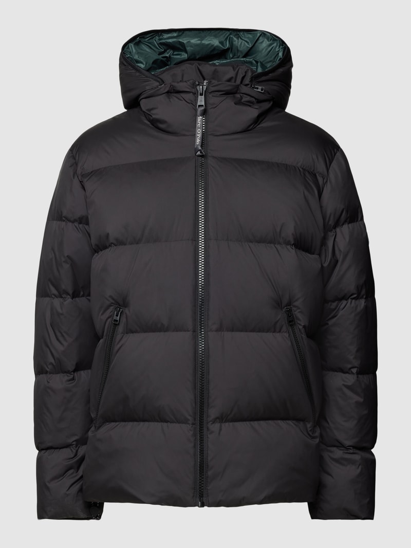 Daunenjacke in Stepp-Optik mit Label-Detail in schwarz