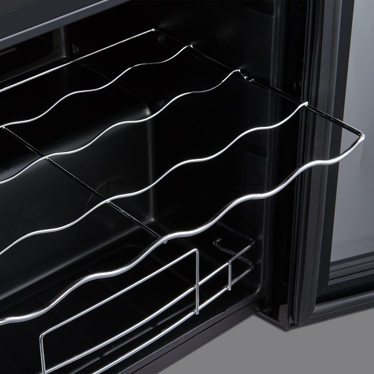 Heinrich´s Weinkühlschrank HFK 3220, für 20 Standardflaschen á 0,75l,Getränkekühlschrank, Weinkühler mit Kühlung von 5 bis 18°C