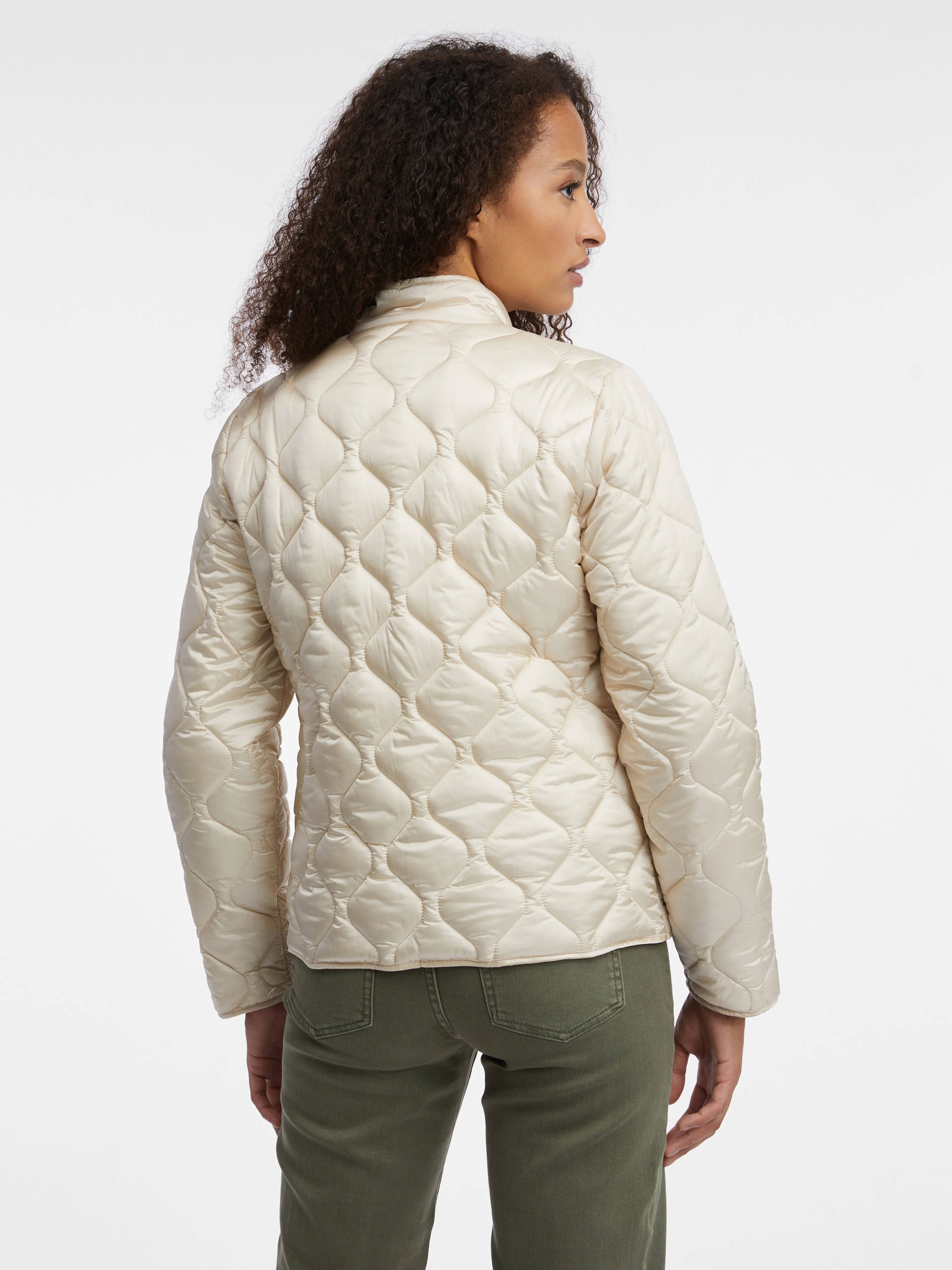 Leichte, cremefarbene Damen-Steppjacke ORSAY