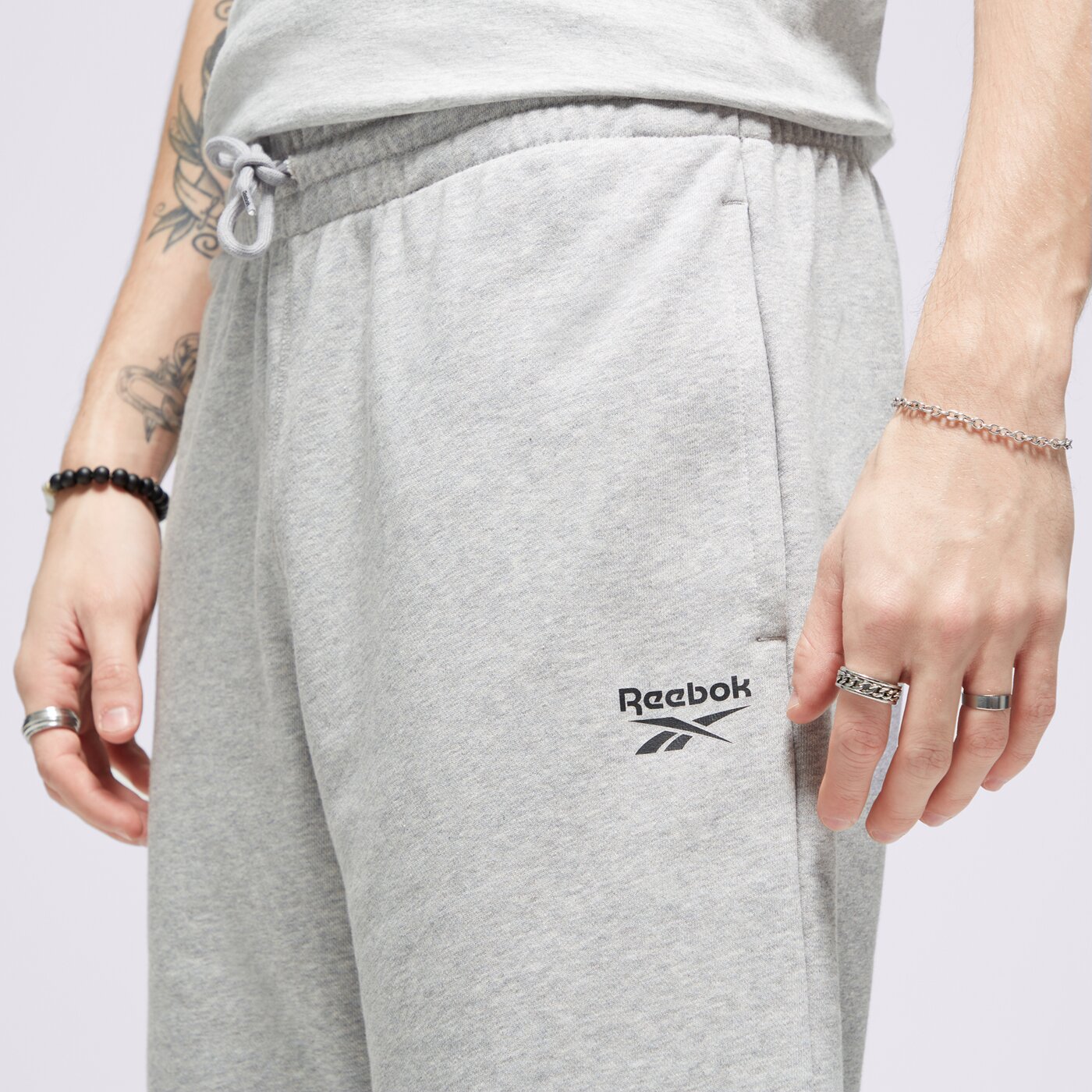 REEBOK SHORTS RI FT LEFT LEG SHORT Grau