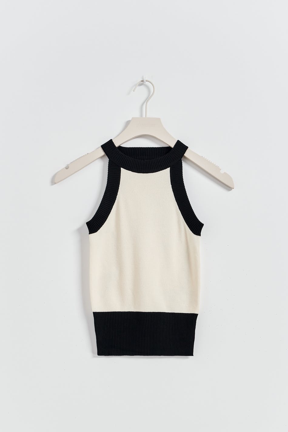 Knitted contrast tank