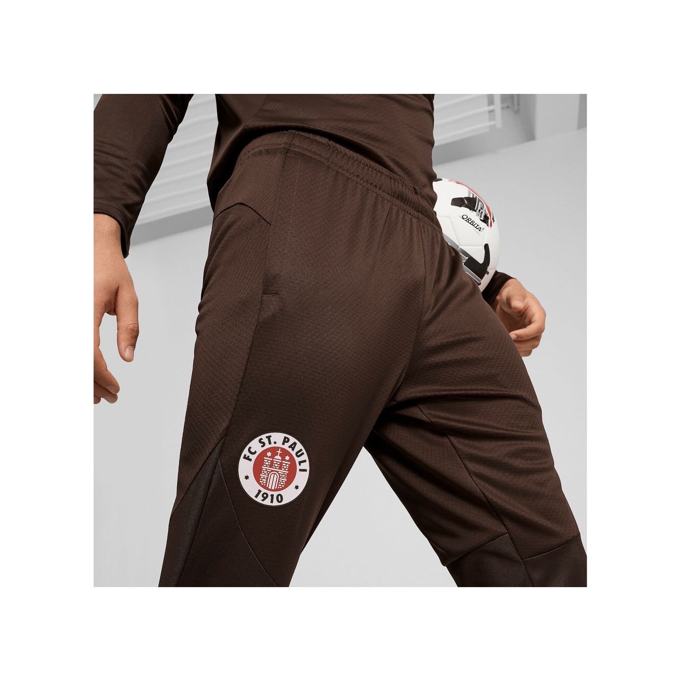 PUMA FC St. Pauli Trainingshose Braun F05