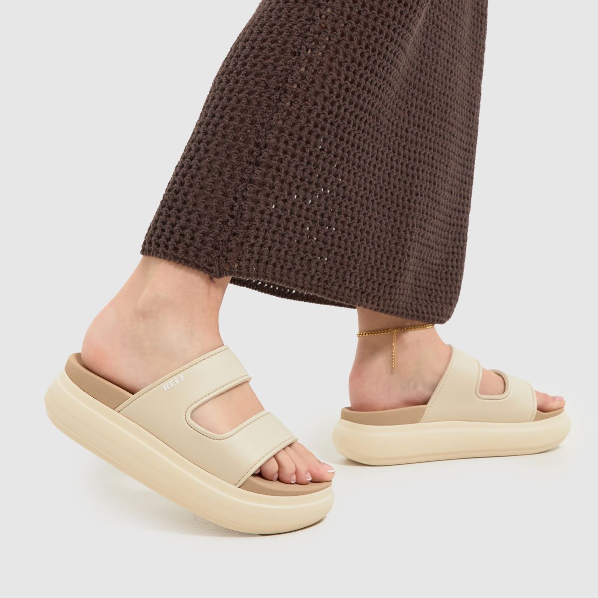Reef – Cushion Bondi – Stenfärgade sandaler med 2 stänger