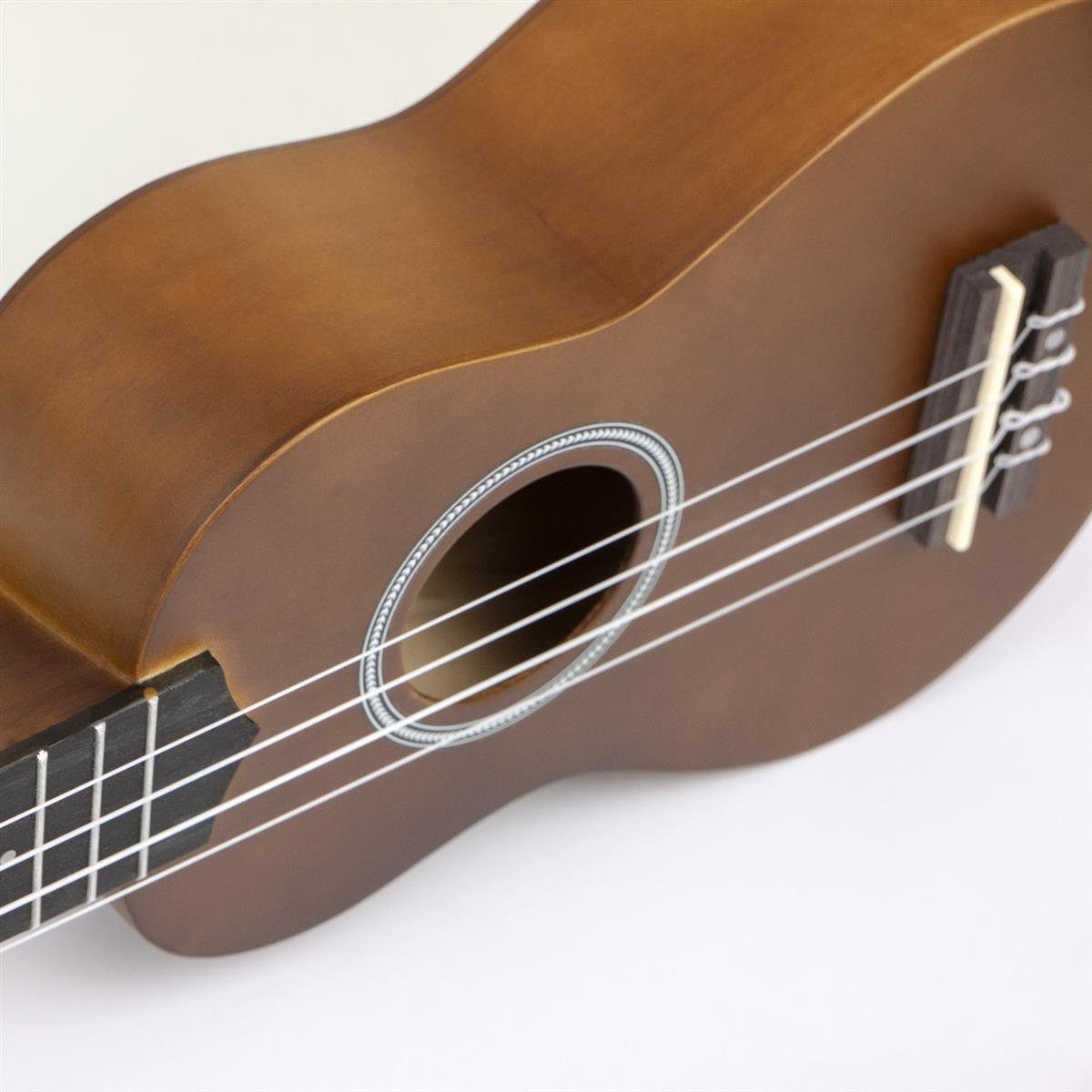 Cascha Ukulele Linde, Bundle, komplett mit Tasche,Stimmgerät, 3 Plektren und Lernbuch