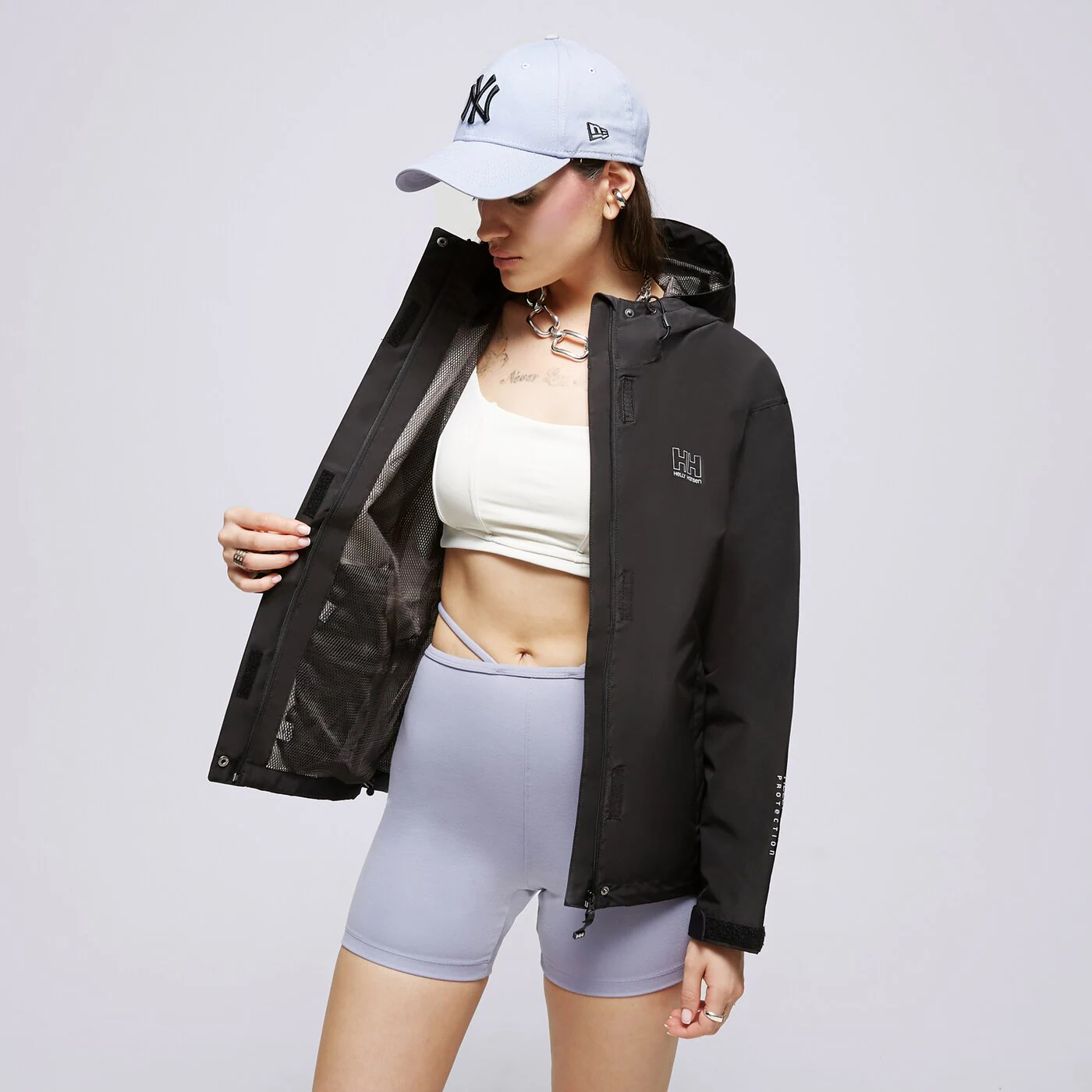 HELLY HANSEN JACKE PRZEJŚCIOWA W SEVEN Schwarz