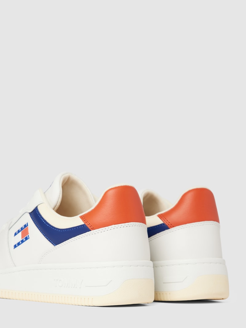 Sneaker mit Colour-Blocking-Design in weiß
