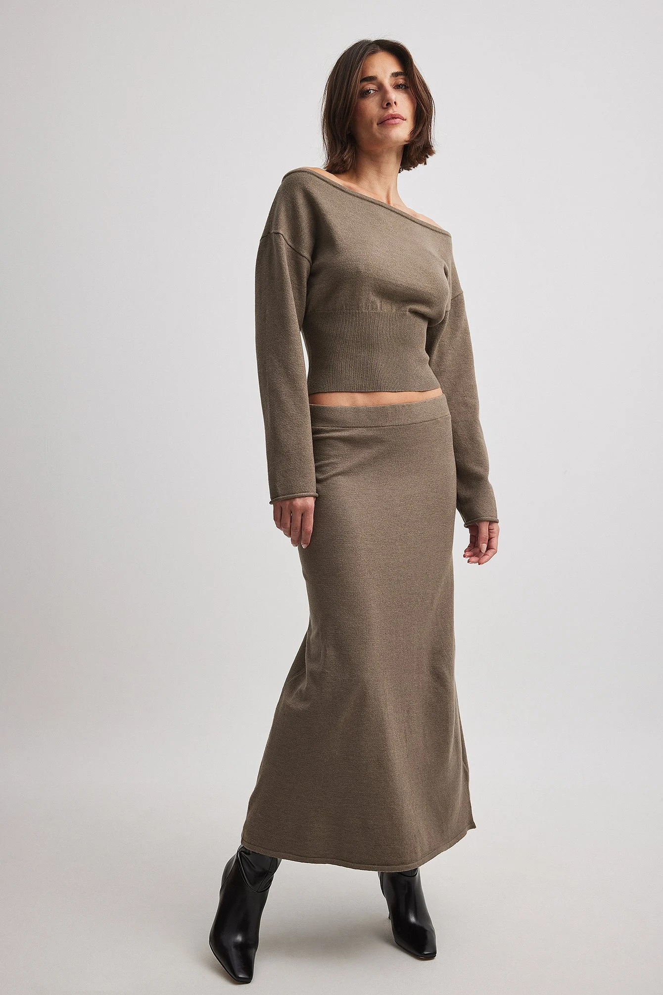 Strickpullover mit U-Boot-Ausschnitt
