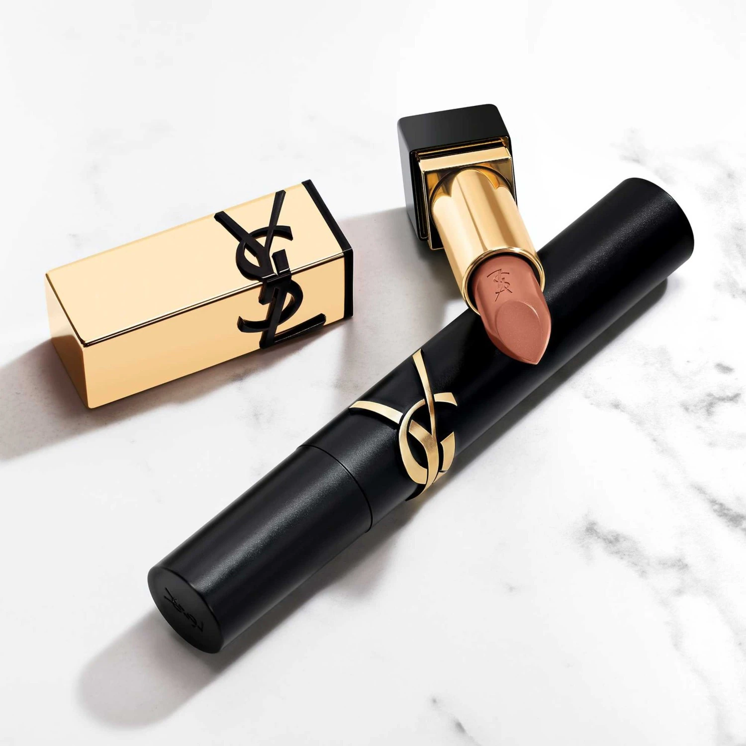 Yves Saint Laurent Rouge Pur Couture R1 Le Rouge