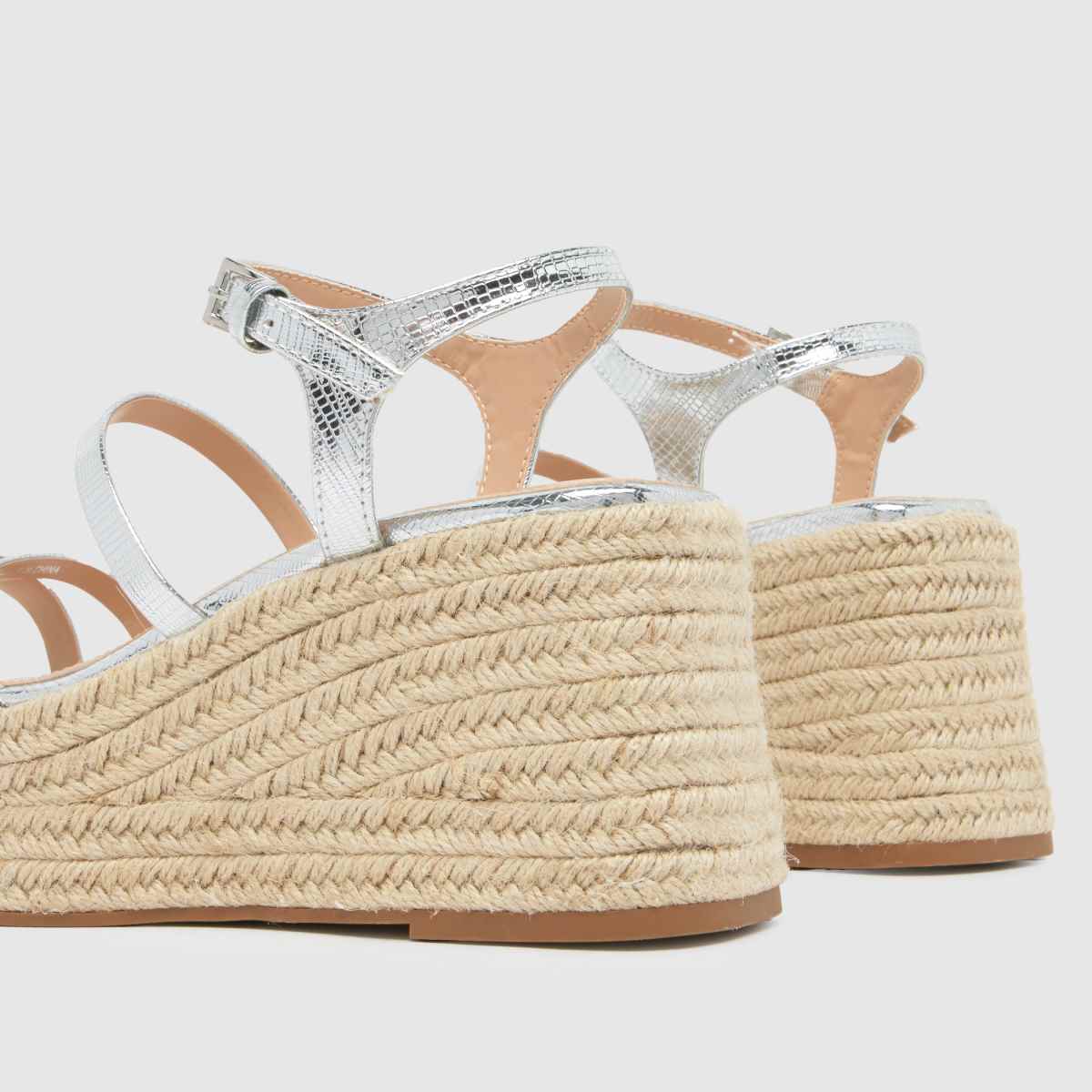 Schuh Vienna pántos ékszandál ezüst színben