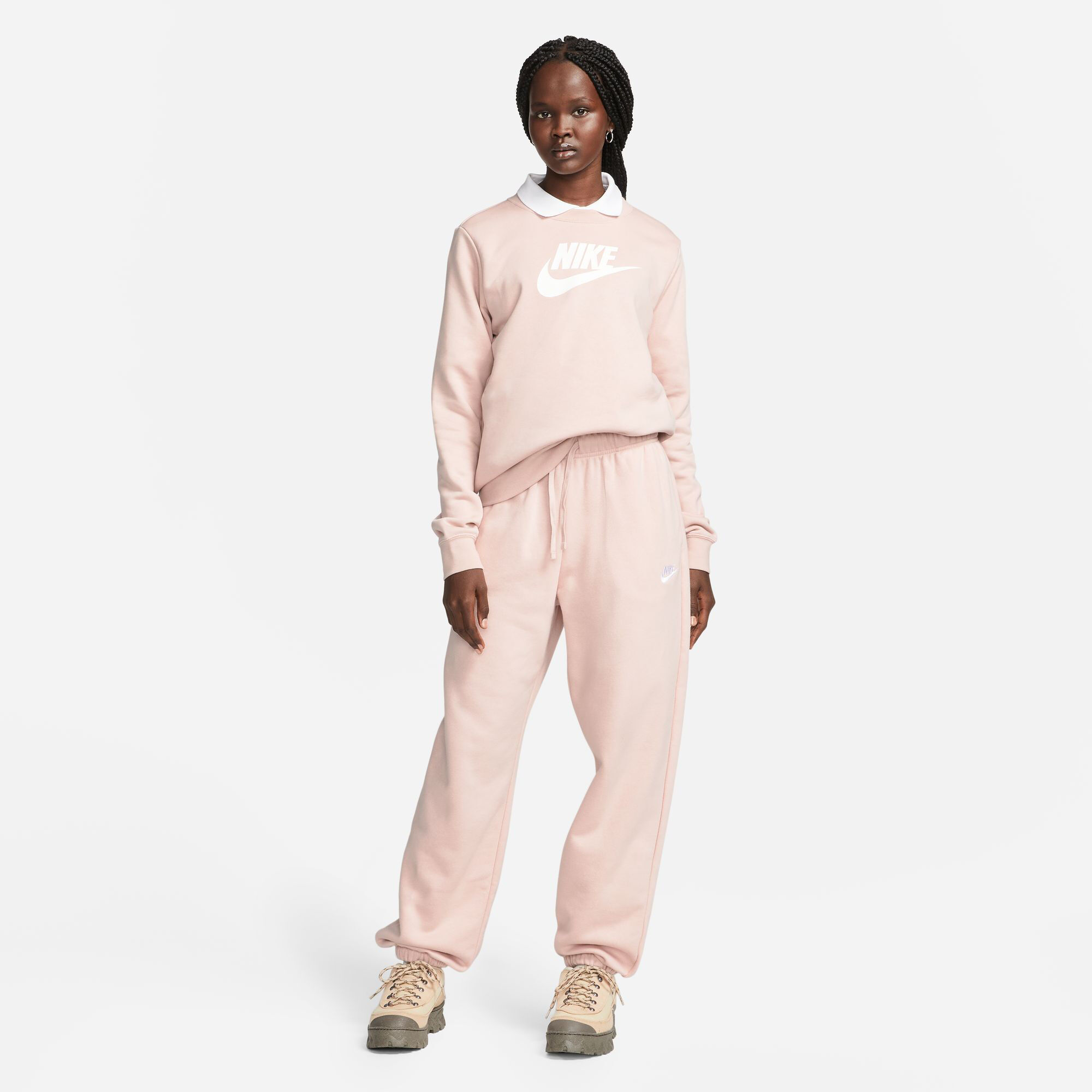 Sportswear Club Fleece Mid-Rise Oversized Trainingshose Damen - Nude