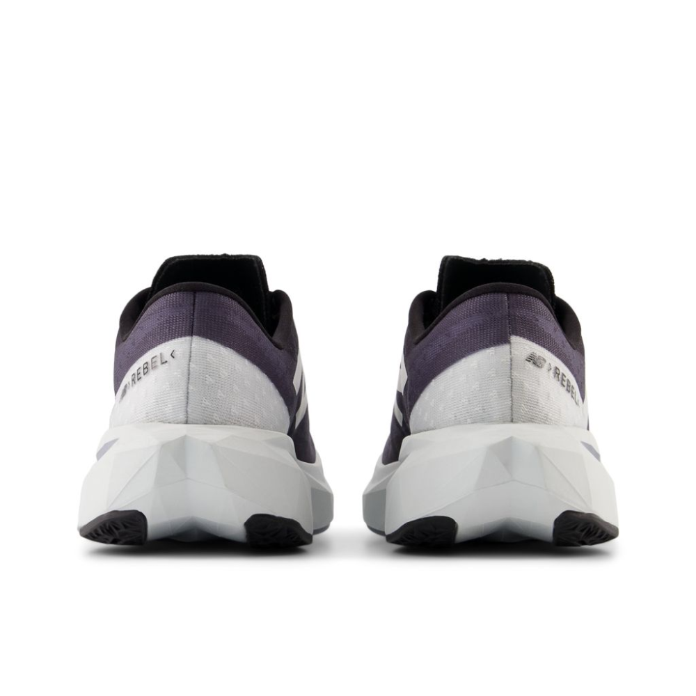 New Balance Fuel Cell Rebel V4 WFCXLK4-B / lila