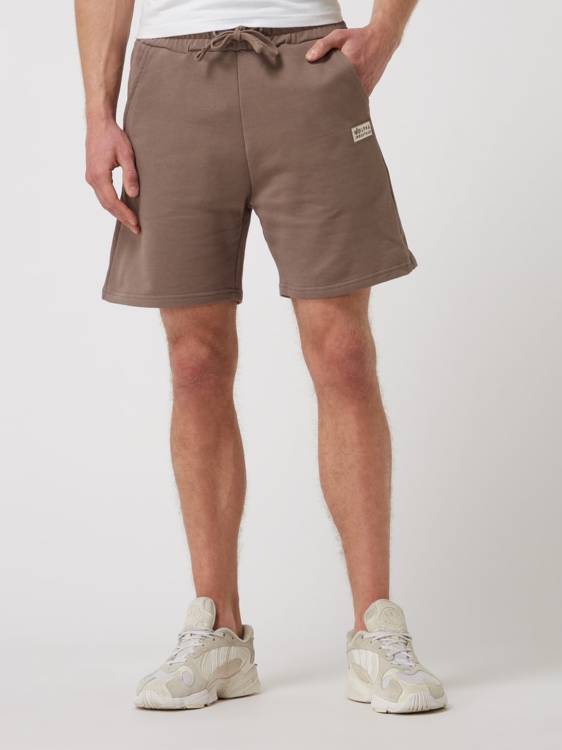 Sweatshorts aus Bio-Baumwolle in mittelbraun