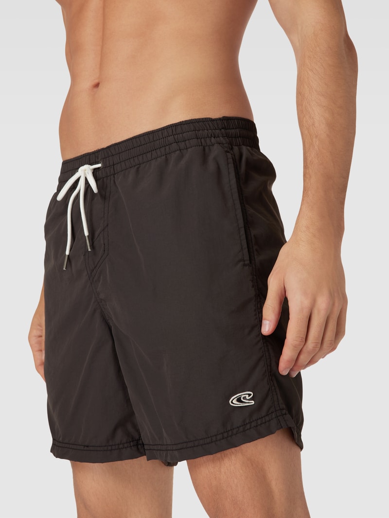 Badehose mit Label-Stitching Modell 'Vert' in schwarz