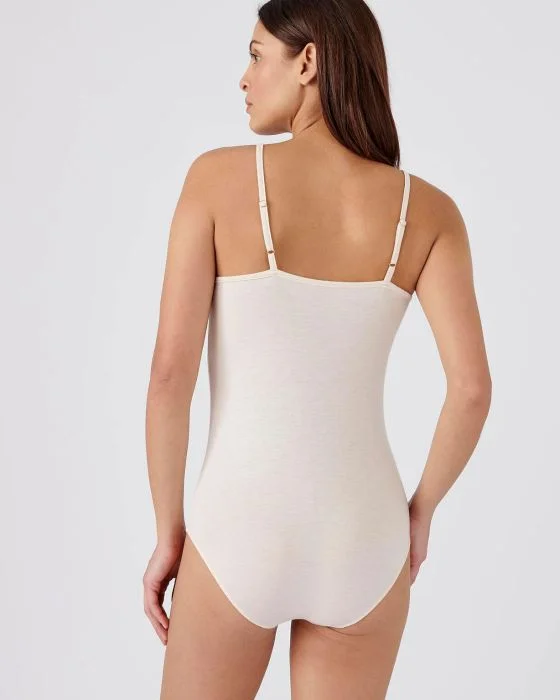 Body orné de dentelle, invisible Thermolactyl