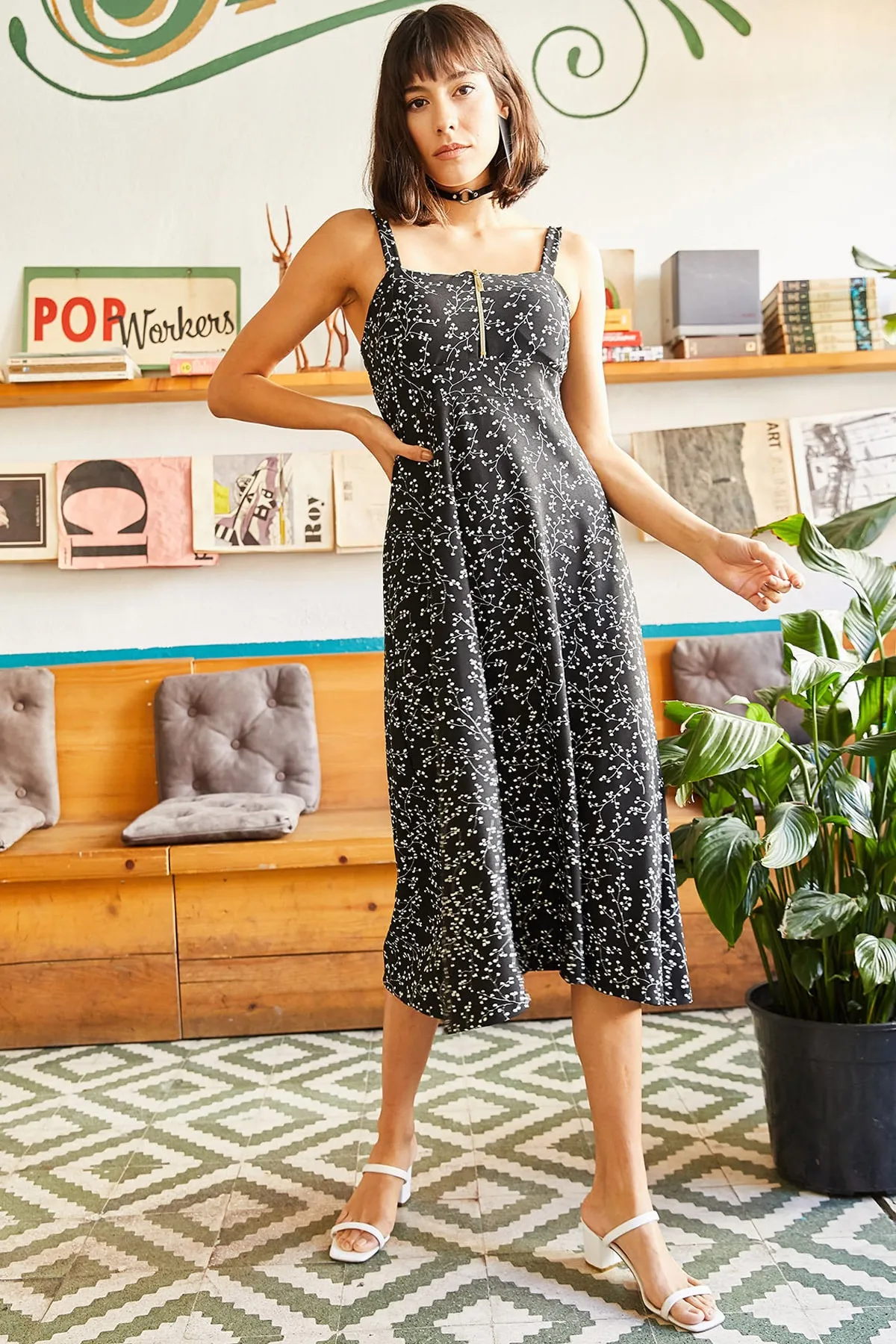 Olalook  Schwarzes gemustertes Damenkleid mit Reißverschluss ELB-19000615