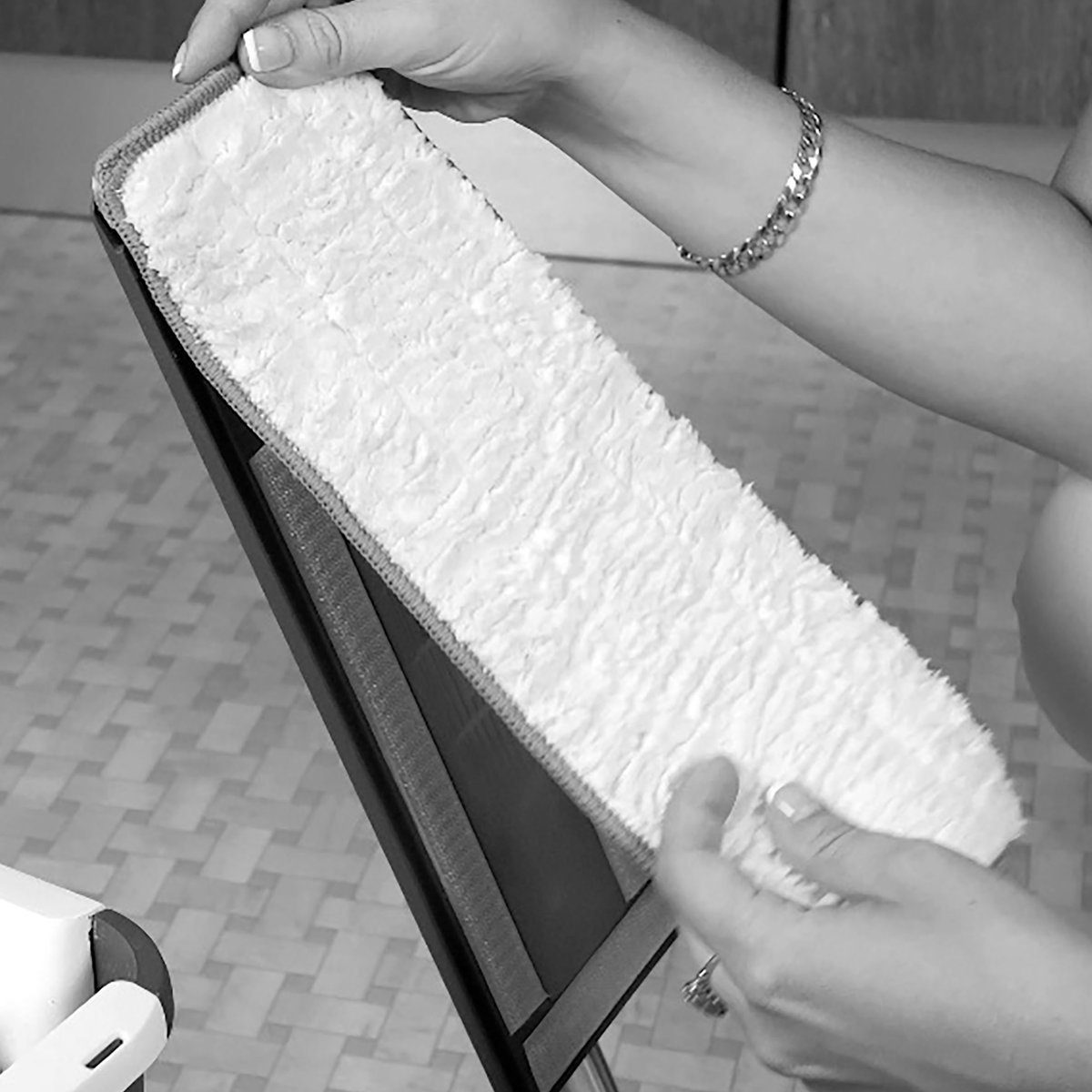Starlyf Autoclean Mop Ersatzmatten Wischbezug (Polyester, 32x12 cm, Spar-Set, 2-tlg., 2er oder 4er Pack, Ersatzpads, Microfaser Wischmop Matten - selbstreinigendes Wischsystem)