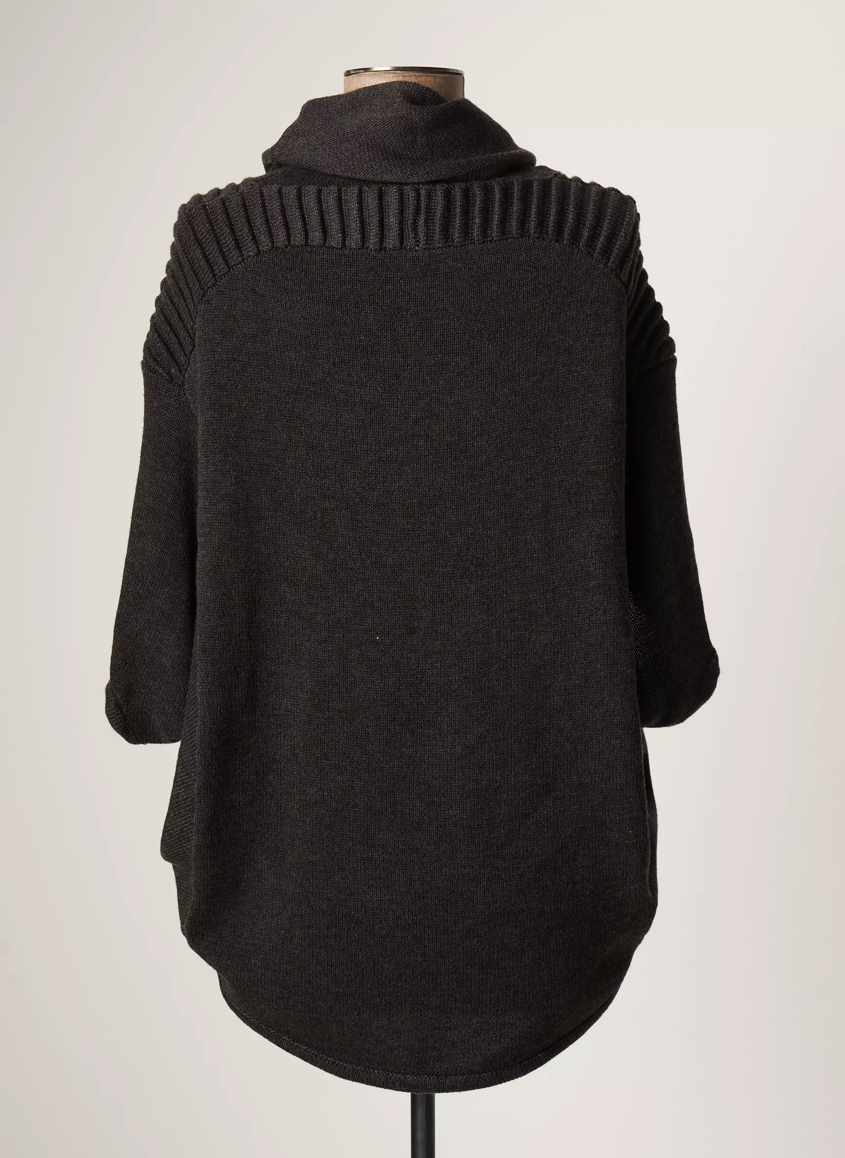 Lauren Vidal Ponchos Femme couleur gris