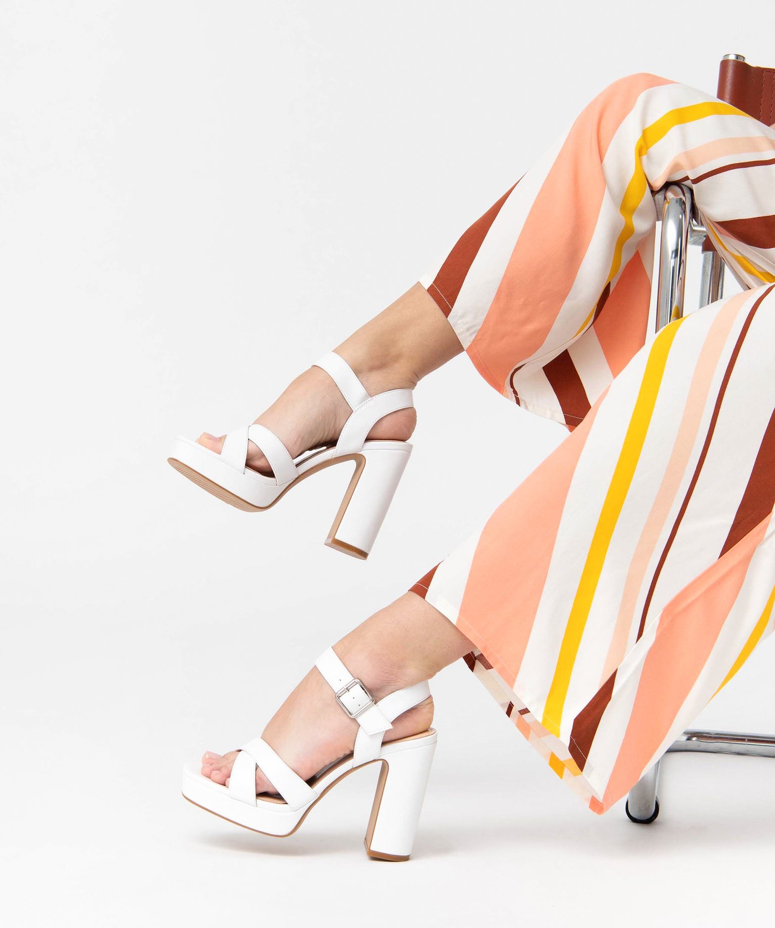 Sandales femme à talon carré extra haut et brides unies blanc | GEMO
