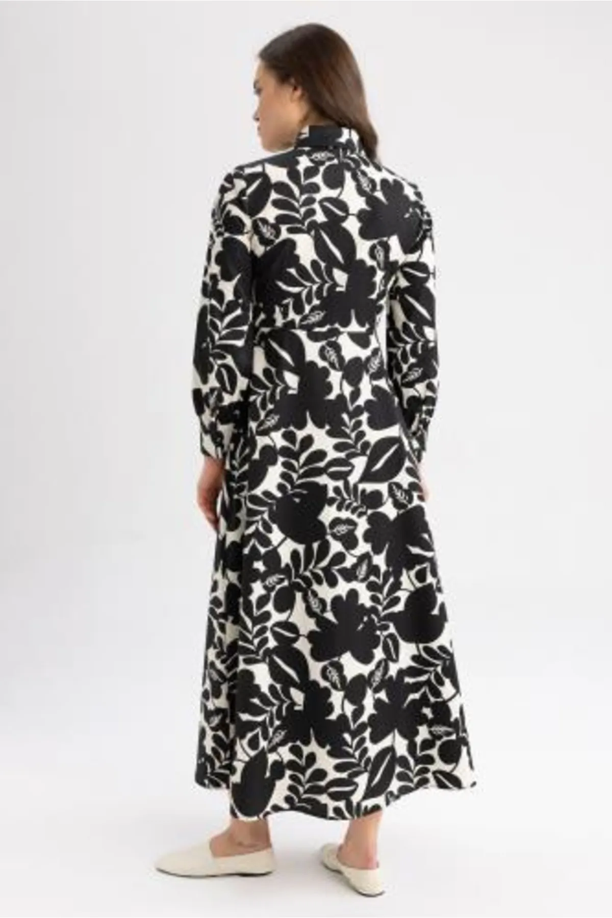 DeFacto  Langarm-Maxikleid mit Hemdkragen und Blumenmuster