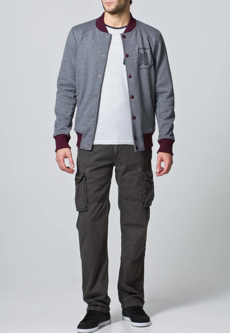 Pantalones cargo JET de Alpha Industries