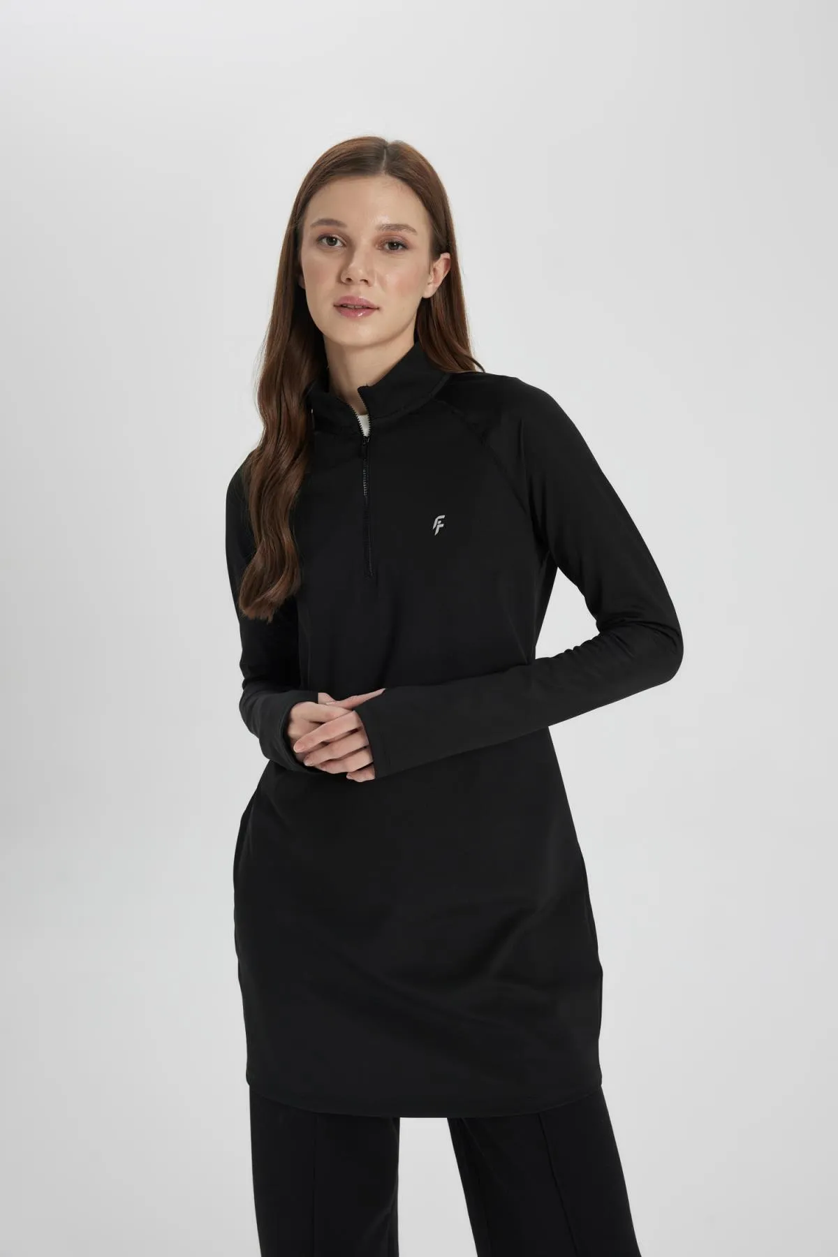 DeFacto  Fit Long Fit Stehkragen Bedrucktes Sport Langarm T-Shirt A7547ax23au
