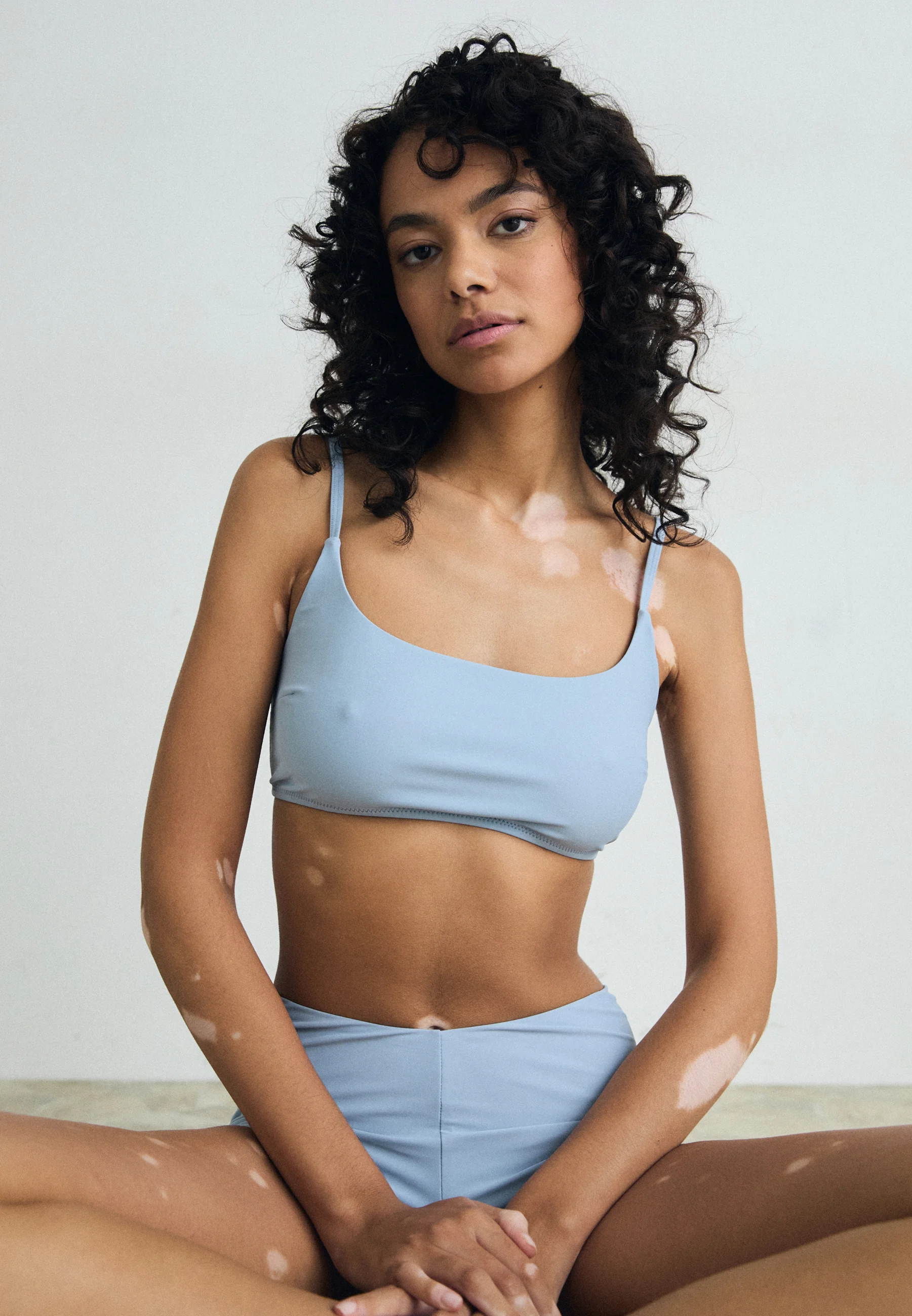 We Are We Wear TILLY CROP - Top de bikini