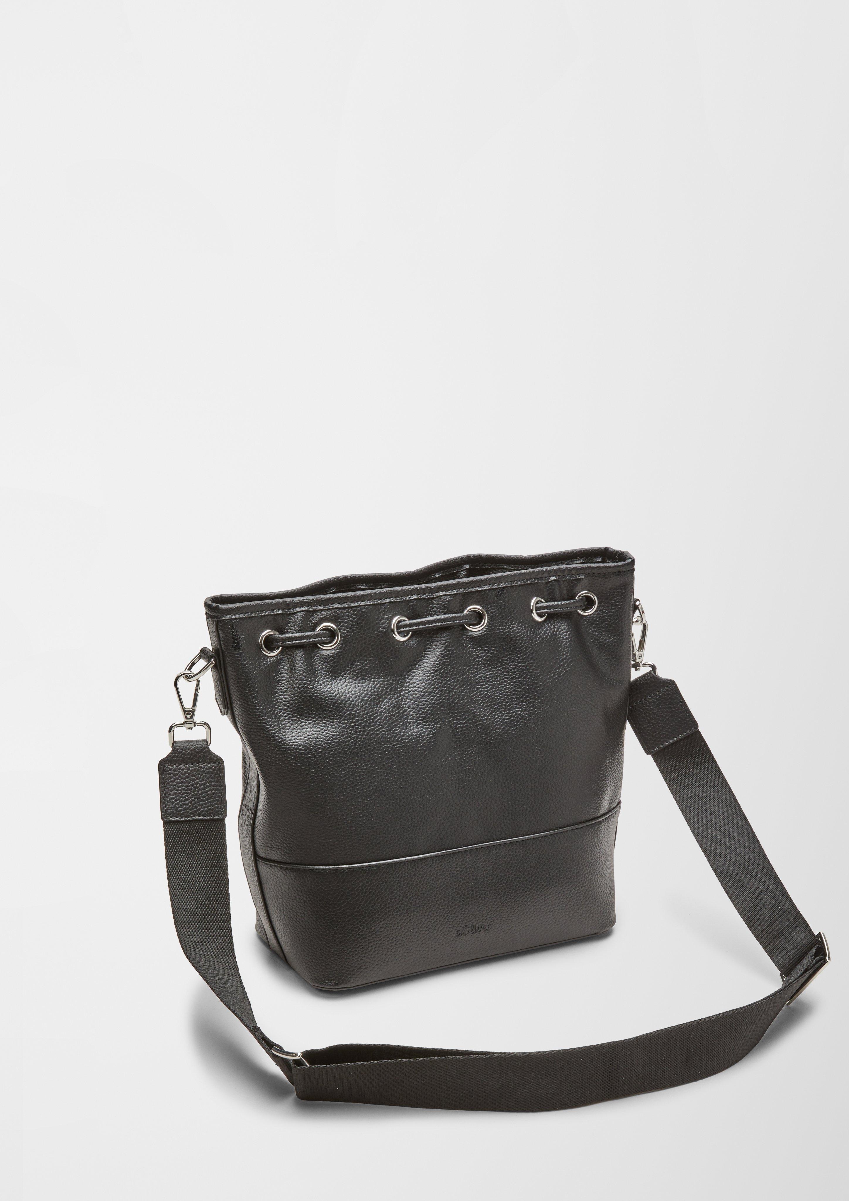 Shoulder Bag aus Lederimitat  2129942-9999