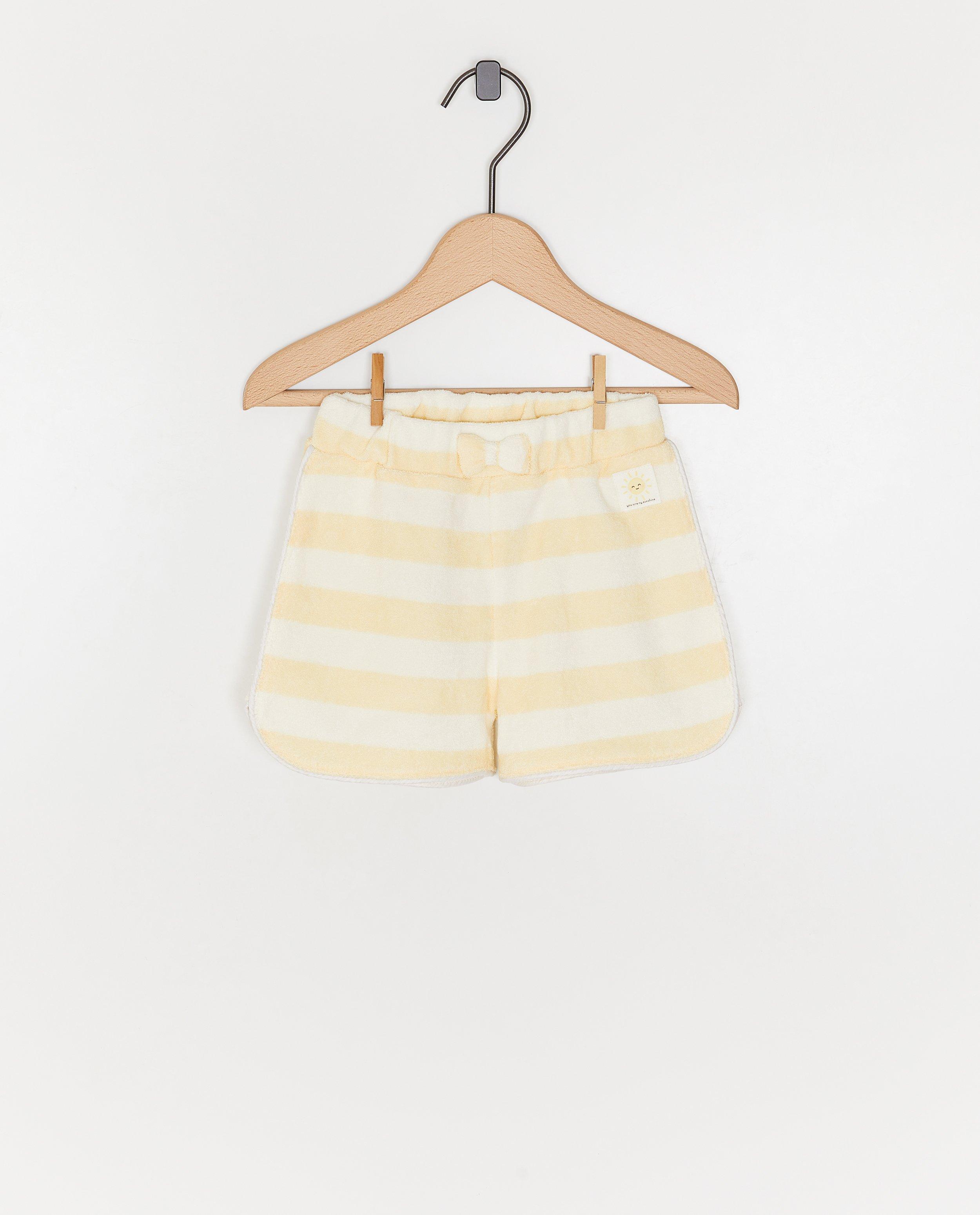 Feetje frottéshorts ljusgula
