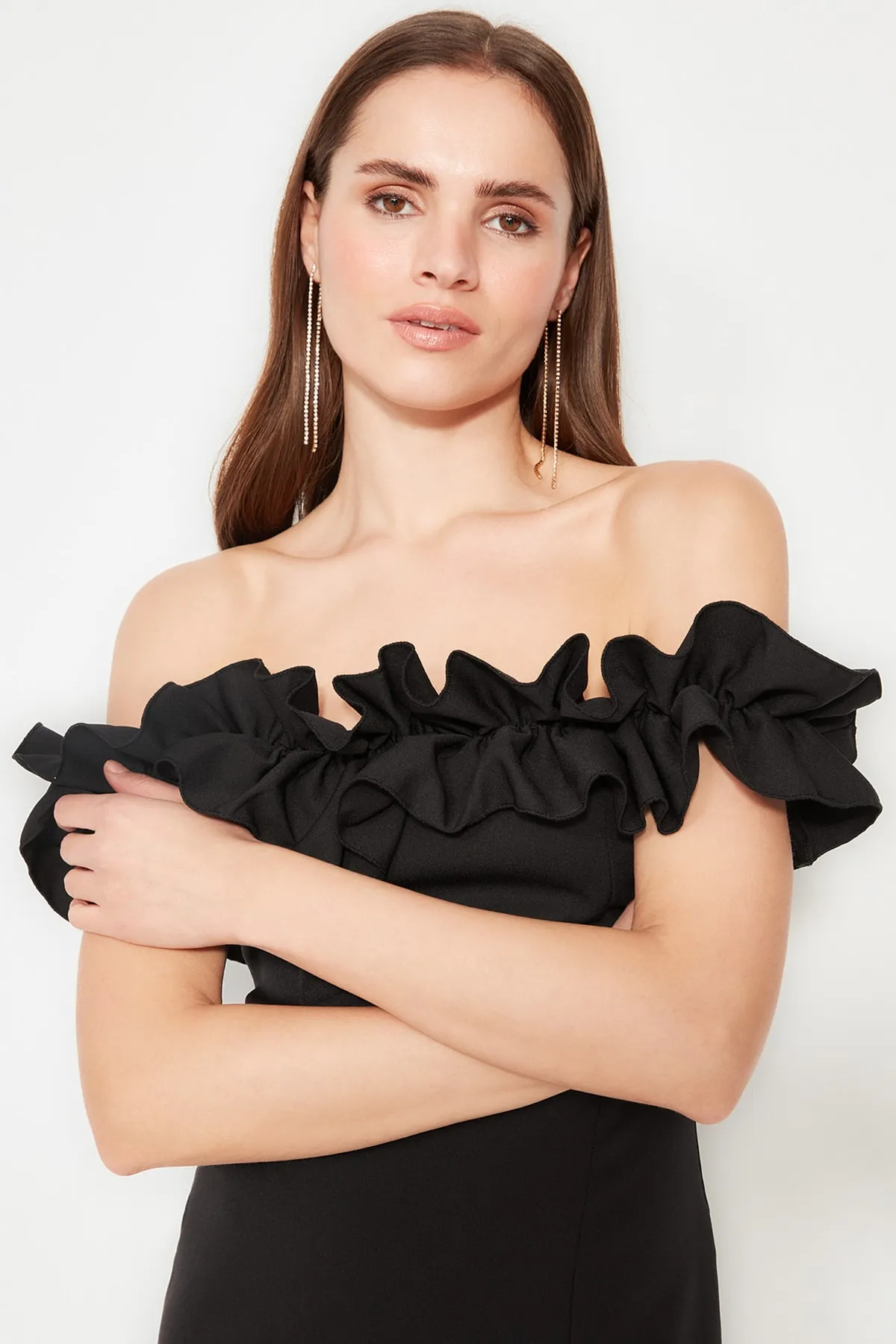 Trendyol Collection  Schwarzes, tailliertes, gewebtes Abendkleid TPRSS21EL1515