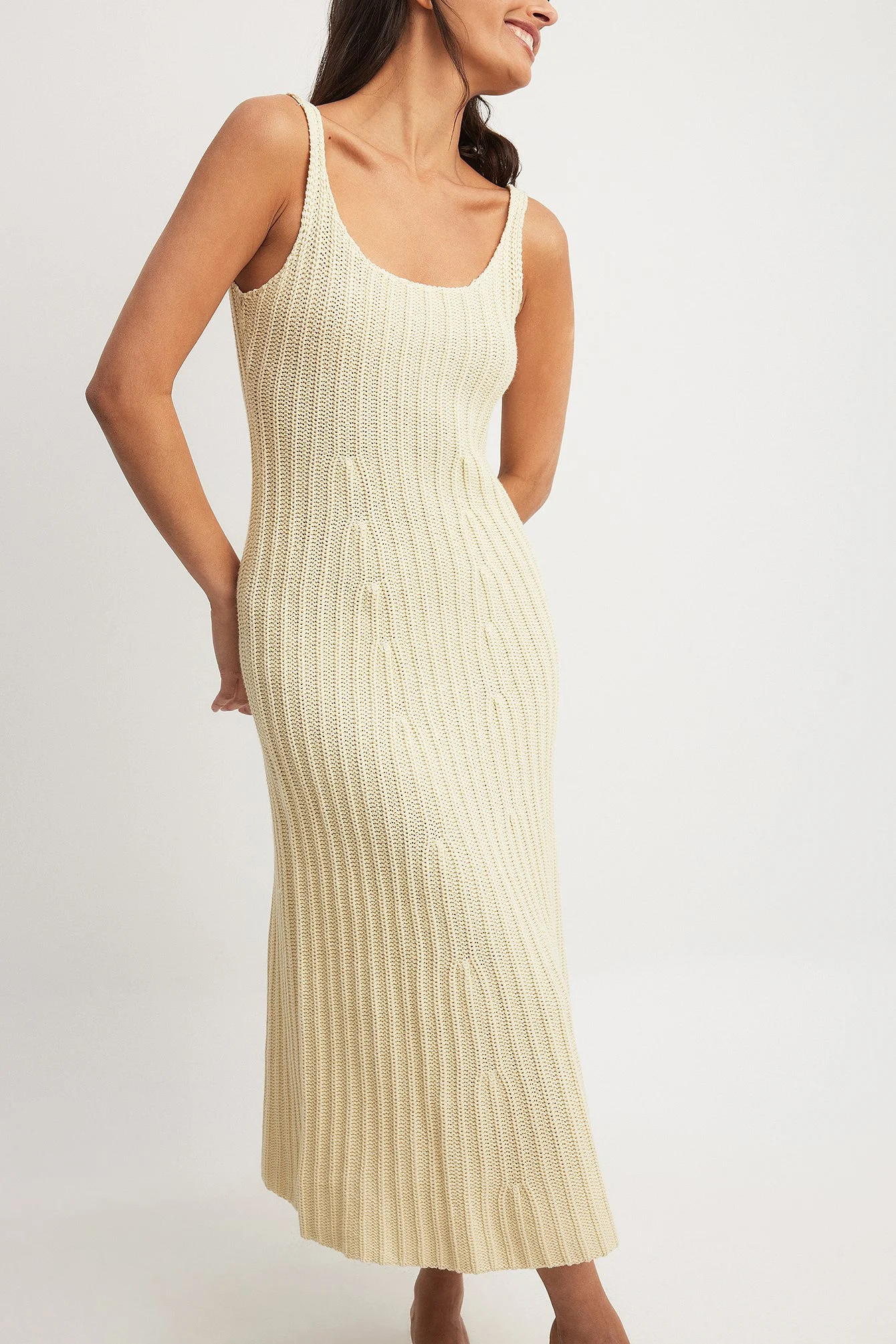 Gestricktes Midi-Kleid