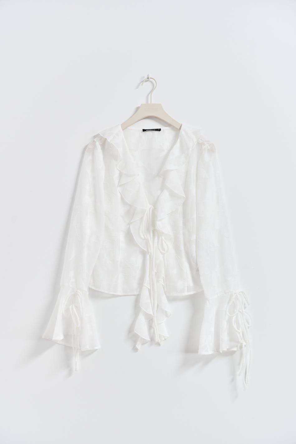 Frill blouse