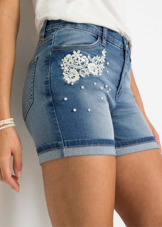 Jeans-Shorts mit Verzierung
