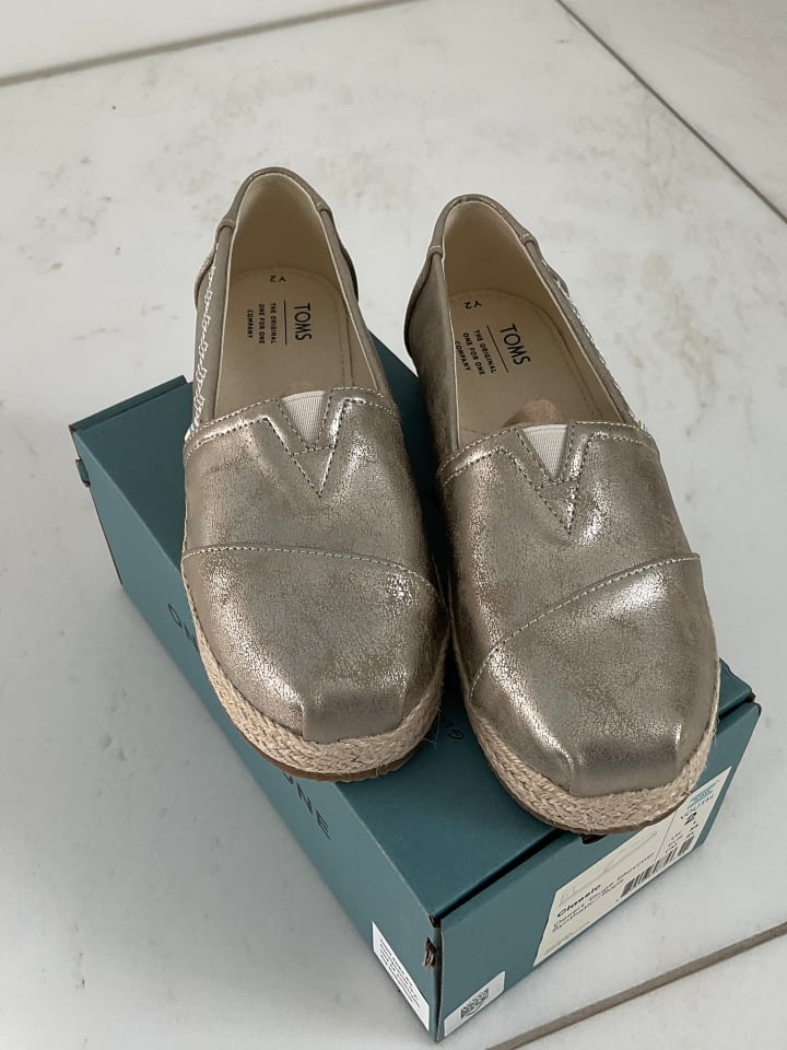 TOMS Espadrilles 