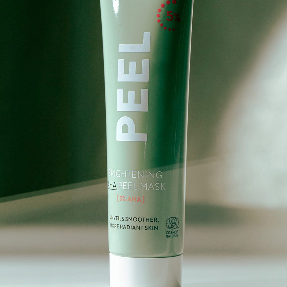 MÁDARA Aufhellende Peeling-Maske 60 ml