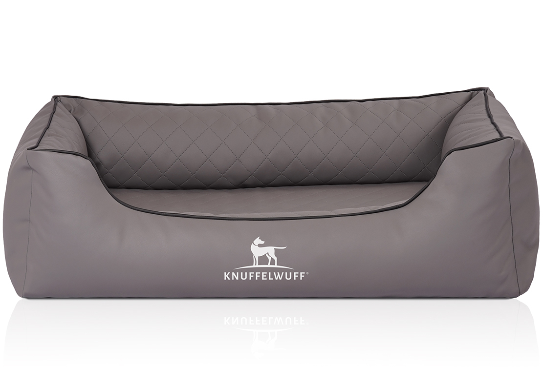 Knuffelwuff Hundebetten Knuffelwuff Orthopädisches Hundebett Madison aus laser-gestepptem Kunstleder grau M-L