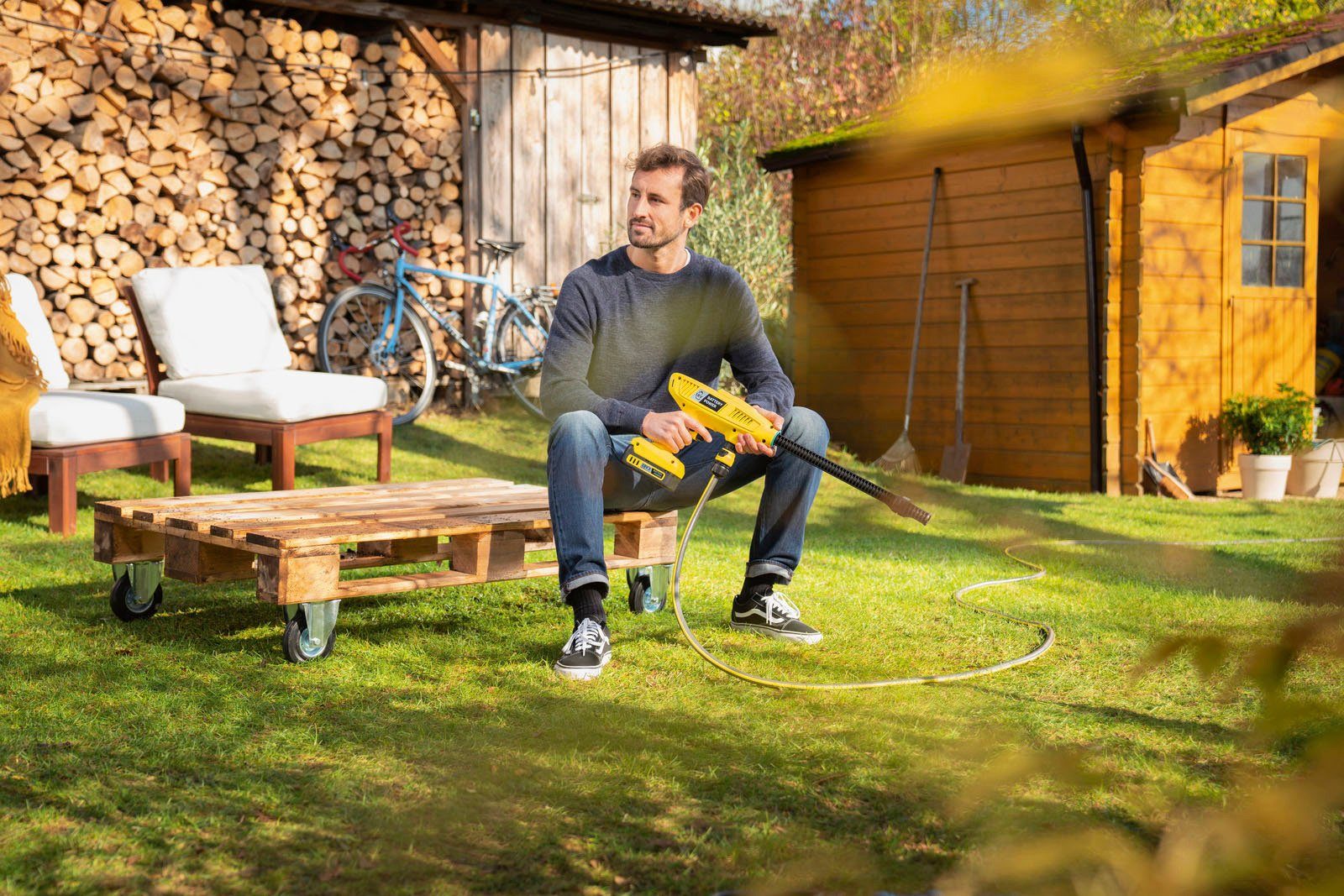KÄRCHER Akku-Druckreiniger Handheld Cleaner KHB 4-18, Quick Connect, 21 bar Druck, ohne Akku und Ladegerät
