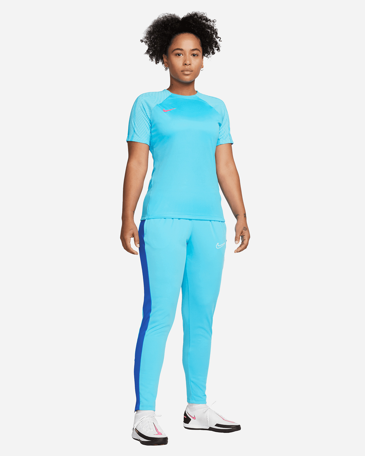 Tricou de fotbal Nike Dri Fit Strike pentru femei DX0517-416