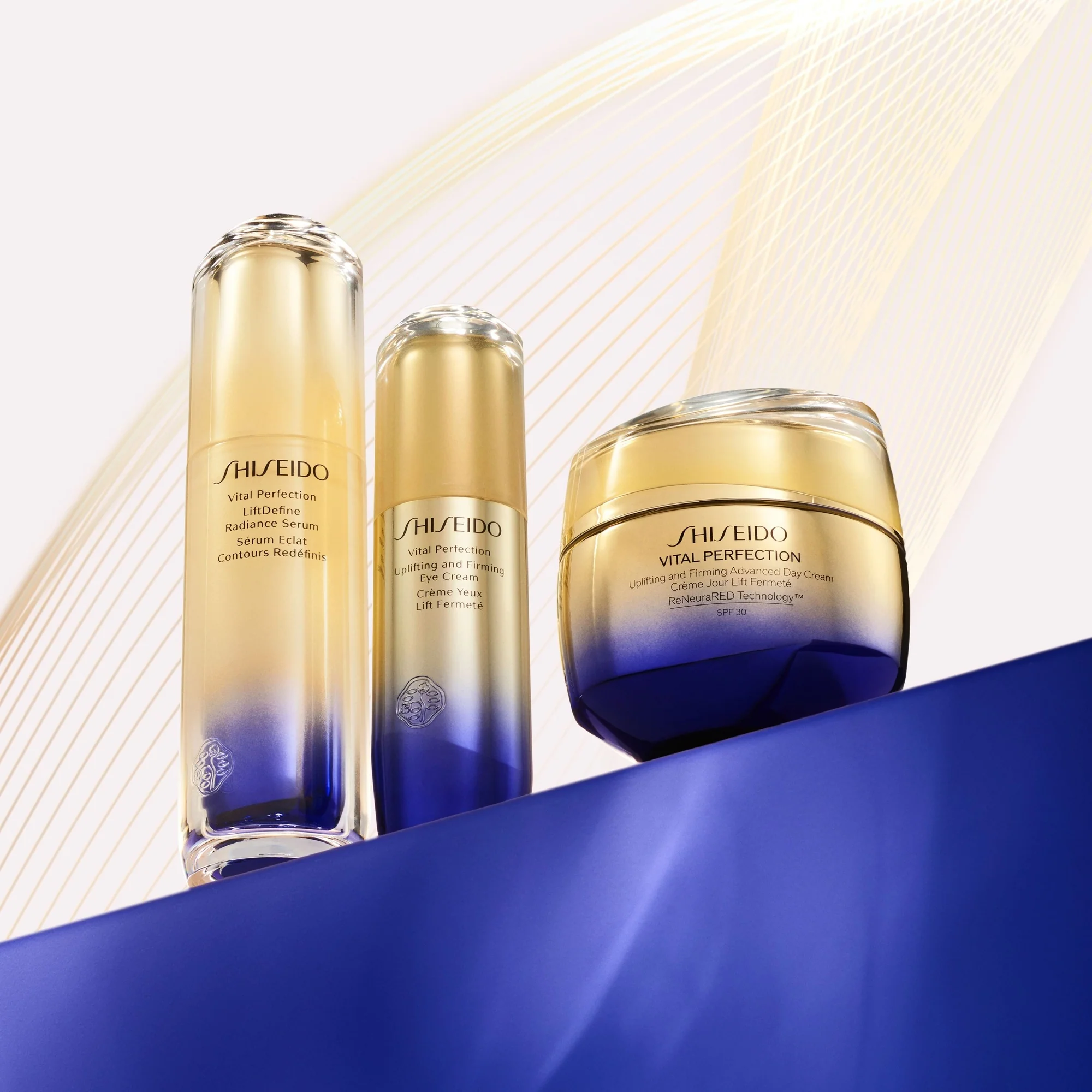 Vital Perfection Uplifting and Firming Advanced Day Cream SPF30 -täyttöpakkaus - Kiinteyttävä päivävoide, Ryppyjä ehkäisevä päivävoide, Suojaavat hoidot