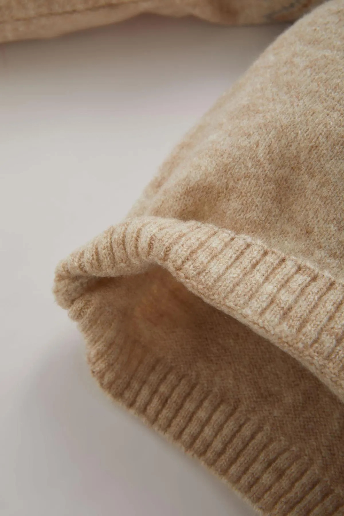 DeFacto  Pullover mit Rundhalsausschnitt und Ethnomuster für Babys (Jungen). Normale Passform