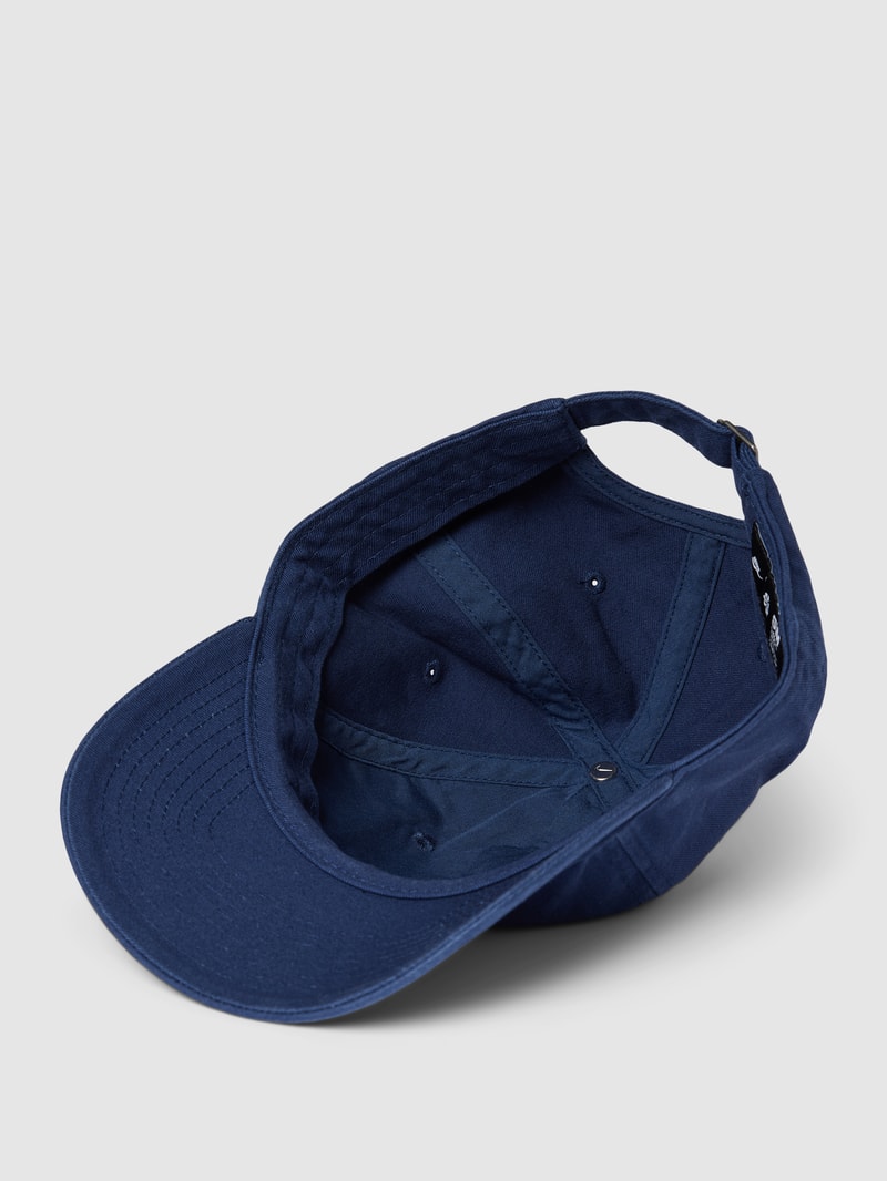 Basecap mit Label-Stitching in dunkelblau