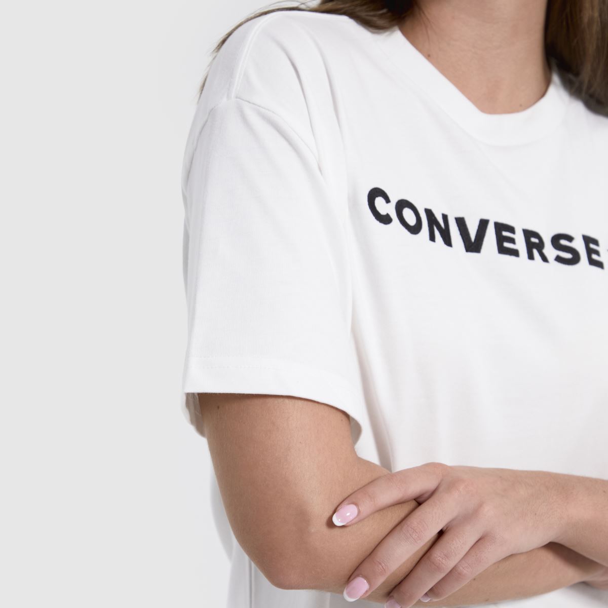 Converse – Vit, avslappnad t-shirt med ordmärke