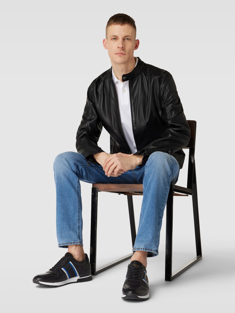 Sneaker mit Label-Details Modell 'SANGANO' in schwarz